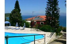 Apraos Bay Hotel